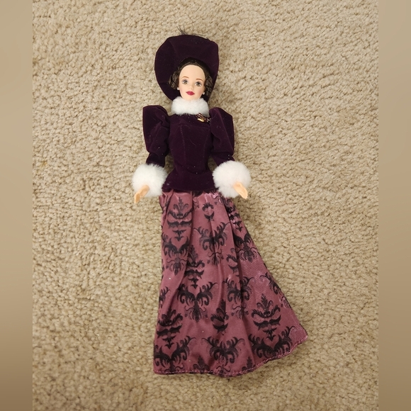 1996 Barbie Holiday Traditions Special Edition Doll By Hallmark #BB - Picture 1 of 2